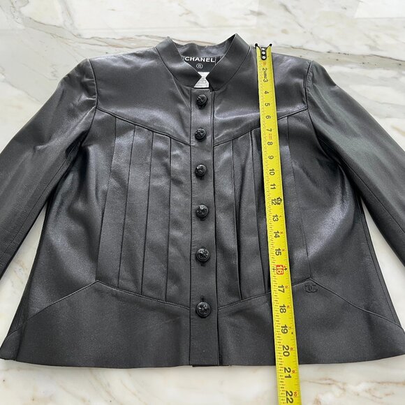 CHANEL 02 CC BLACK LEATHER JACKET SIZE FR 36 / US 4 - Picture 13 of 15